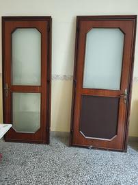 N.5 Porte battente inserti  vetro, maniglie ottone
