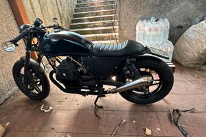 Moto guzzi v35 cafè racer