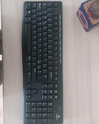 tastiera logitech a pile