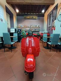 Bancone Bar Vespa – Un pezzo unico di arredo!
