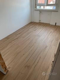 Posa pavimenti laminato/SPC e piastrelle