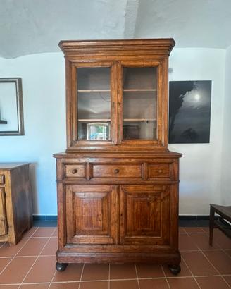 Credenza in noce