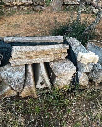 Scala alla trapanese antica con pianerottolo