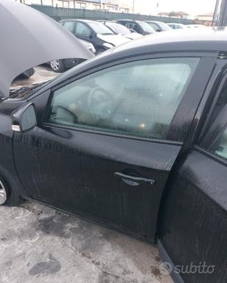 Porta anteriore sx renault megane 2012