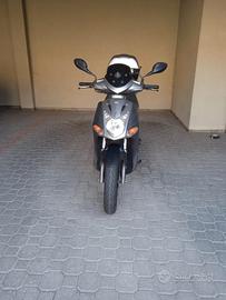 scooter Kymco Agility 200