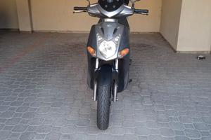 scooter Kymco Agility 200