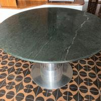 Tavolo rotondo in marmo