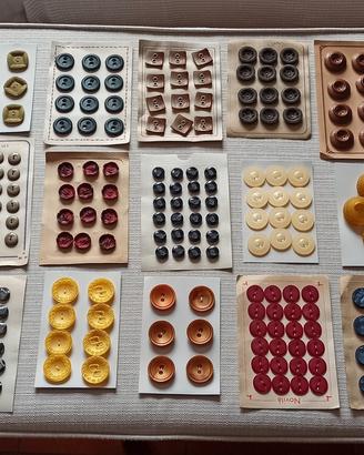 lotto 15 cartoncini bottoni vintage anni 50/60