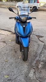 Piaggio Beverly 400 - 2025