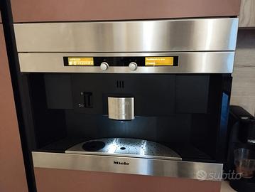 lMacchina caffè incasso Miele CVA 2660 Nespresso