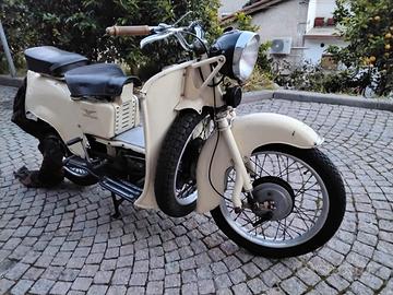 Moto guzzzi. Galletto 192