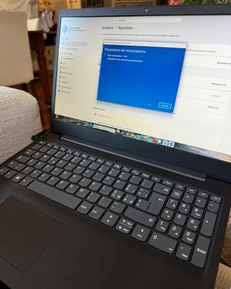 Laptop Lenovo i7 8a Gen 8GB | RAM SSD | 256GB