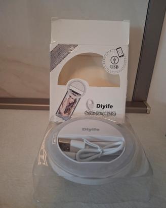 Luce per selfie Diyife