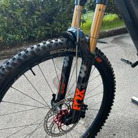 Specialaized Turbo Levo expert  carbon