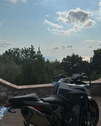 Duke 790…. 4000km DE (A2)