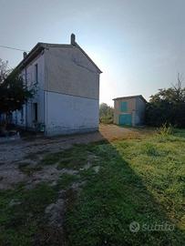 Villa di 180 m² con più di 5 locali e box auto dop