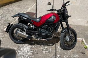 Benelli Leoncino 500 trail