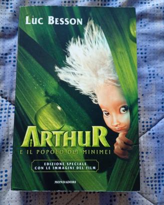 libro Arthur e il popolo dei minimei