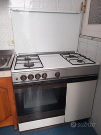 Cucina a gas Zoppas con portabombola