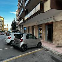 Locale Via Umbria Ampia Metratura