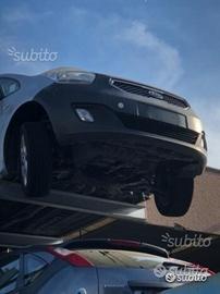 Kia venga 2009 ricambi