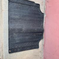 Tappeto in gomma bagagliaio Defender 110