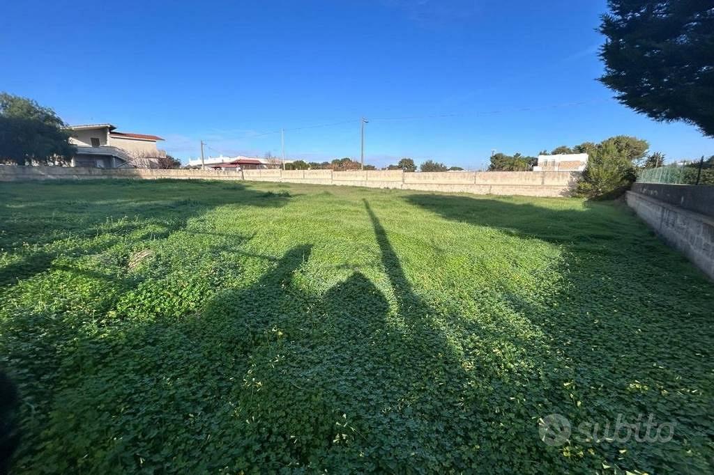 Terreno di 2800 m² a Pulsano - Vista 2