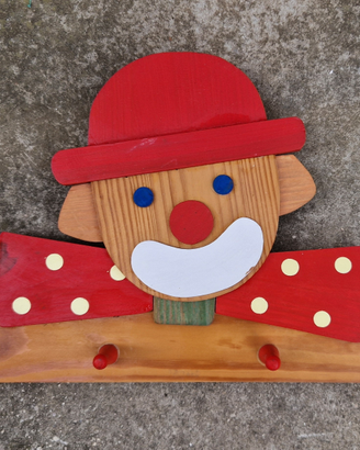 Appendino abiti in legno per cameretta bambino
