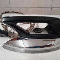 VECCHIO PICCOLO FERRO DA STIRO BABY VINTAGE 