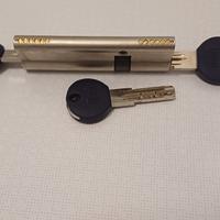  serratura porta blindata Iseo