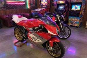 Mv agusta F4 1000 corse