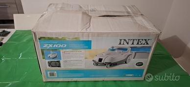 Robot per pulizia piscina