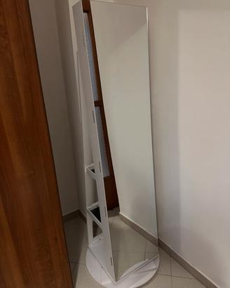 Armadio porta gioielli con specchio