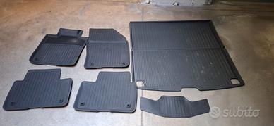 TAPPETI IN GOMMA ORIGINALI VOLVO V60 II