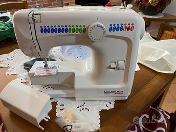 Macchina da cucire Necchi