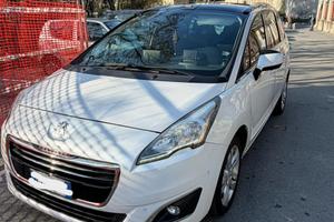 Peugeot 5008 1.6 hdi 7 posti