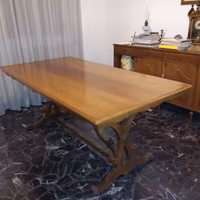 Tavolo in legno da 6 /8 persone
