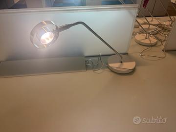 Lampada da tavolo Oluce LUTZ led 8w