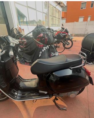 Vespa 300cc