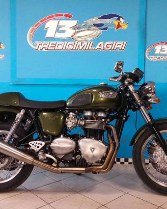 TRIUMPH THRUXTON 900