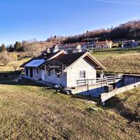 Villetta indipendente al grezzo con 14.000 mq di t