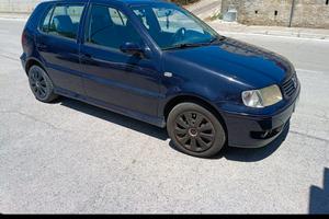 polo Volkswagen 2001       1.4 tdi 5 porte.