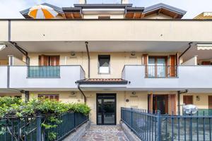 2 LOCALI A TREZZANO ROSA