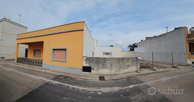 Abitazione con giardino e garage Neviano