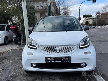 Smart ForTwo 1.0 71cv Coupe Clima cambio Auto Full