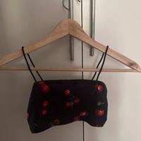 Top con stampa ciliegia