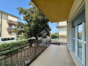 4 LOCALI A SOMMACAMPAGNA