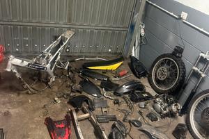 Pezzi di ricambio yamaha dt 50 malaguti xtm xsm