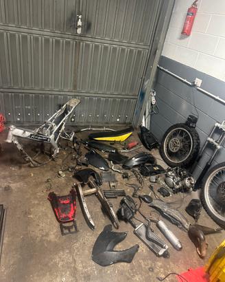 Pezzi di ricambio yamaha dt 50 malaguti xtm xsm