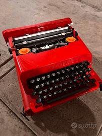 Macchina da scrivere Olivetti “Valentine”